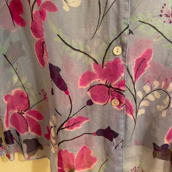 Tess Studio Silk Sheer Button Down Floral Blouse Women Size 8 - Picture 6 of 10